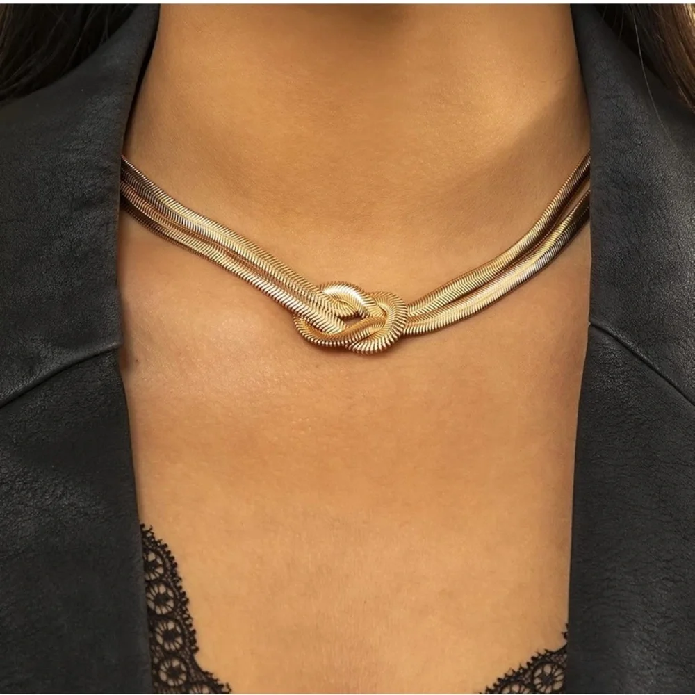 New Luxurious Gold Double Strand Knot Necklace - Picture 2 of 2